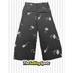 Halogen Floral WideLeg Crop Pants Women’s Size M US 8-10 UK 12-14 EU 40-42 Black